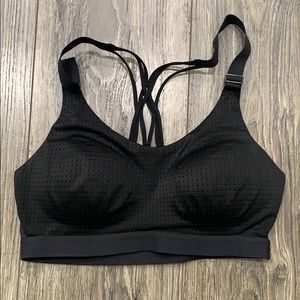 Victoria’s Secret Lightweight Sports Bra